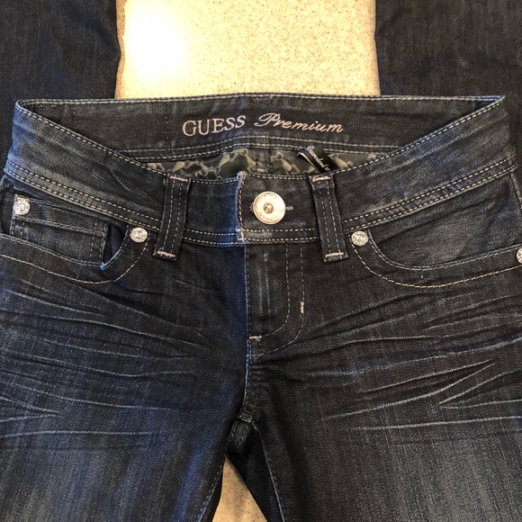 GUESS Premium Stretch Dare Devil Medium Wash Denim Jean GIRL SIZE 16 NWT